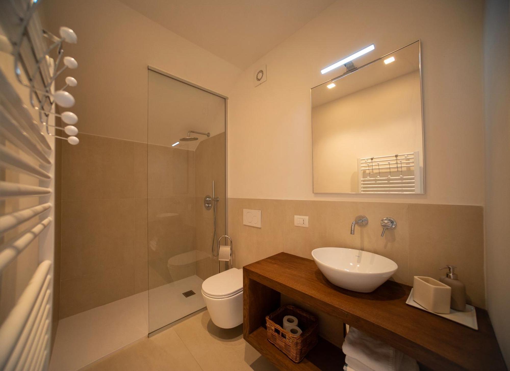 La Mascarana Apartment Lesa Ruang foto